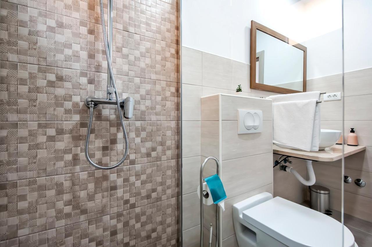 Studio Istra โรวีน ภายนอก รูปภาพ